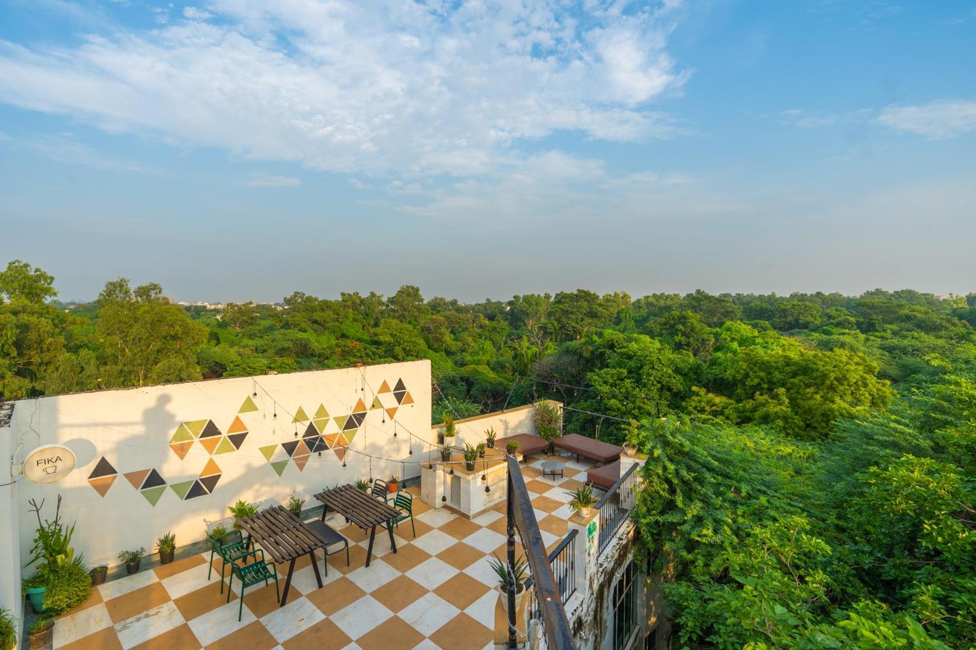 LetsBunk Poshtel&Suites Neu-Delhi Exterior foto