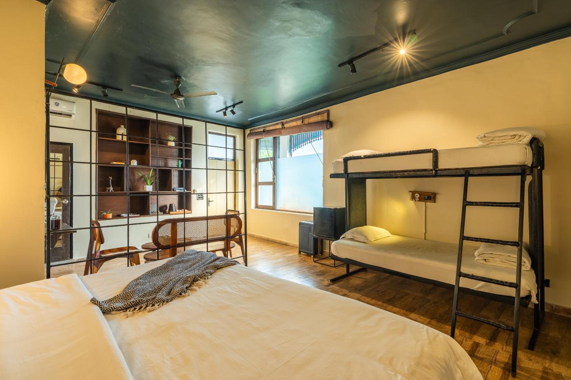 LetsBunk Poshtel&Suites Neu-Delhi Exterior foto